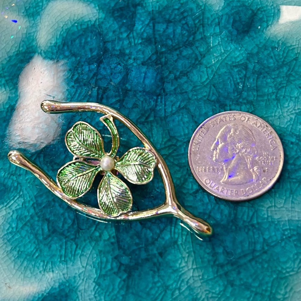 Vintage Wishbone Four Lead Clover Brooch signed Gerry’S - Picture 7 of 7